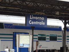 ピサからの帰りの電車。リボルノ中央駅に帰ってきました。