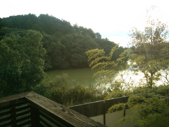 古墳が見えてイイ感じ<br /><br />これで9千円なら充分かな<br />