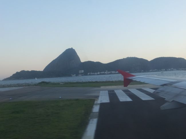 19：14　<br />リオデジャネイロ・サントスドゥモン空港に到着<br />ポン・ジ・アスーカルが見える。