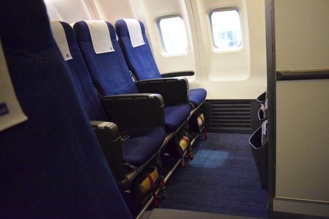 やっと搭乗しました<br /><br />ビジネスクラスで予約をしていましたが、またしても、このタイプの飛行機。。。シートピッチも全席おんなじです。これなら、エコノミークラスで良かったなあ。。。