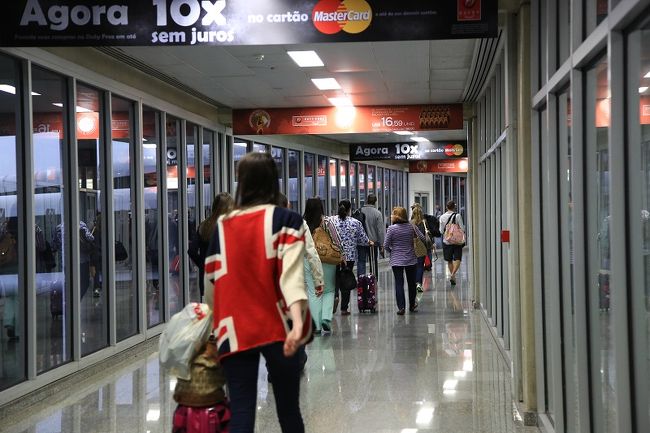 主人のスーツケースが出てこなくて、超最悪なスタートになってしまいました。私達にとって一番大事なカメラの充電器もないため写真が思うように撮れない。<br />　一日も早く出てくることを祈りながら観光をします。