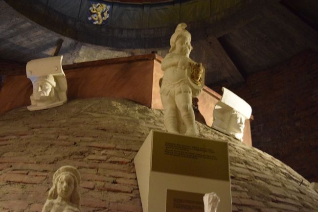 なんだか見つめられているようです。。。