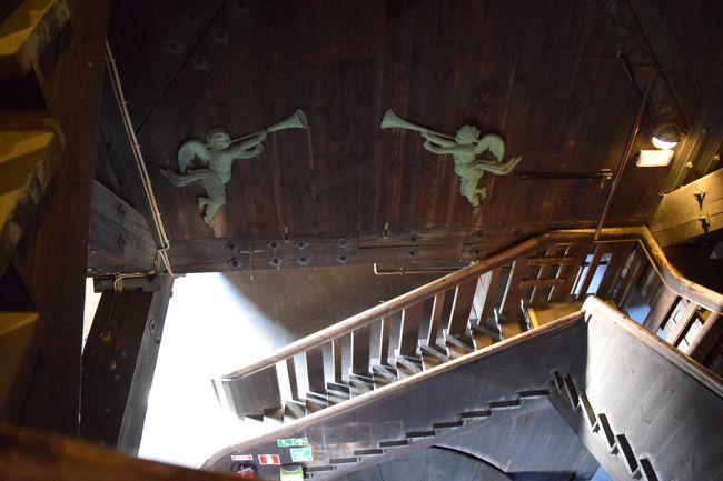 さて、目的は達したので、登ってきた階段をドンドン下っていきます