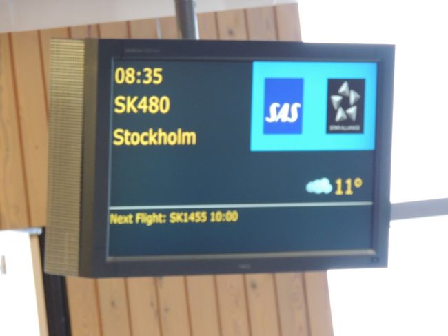 SK480  AM8:35の便に無事に間に合いました。ってか、ちょっと余裕もあるし。あんなに走らなくても良かったかな。<br />この便が着陸したら、初スウェーデンだ〜