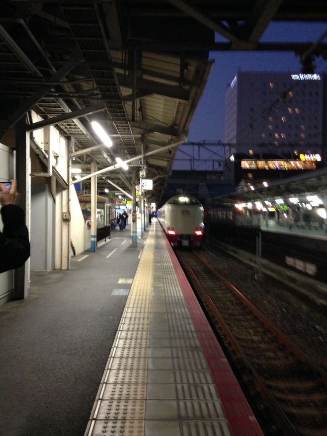 ”旅”が楽しめる日本では稀有な存在の列車。クソつまらない新幹線よりも、こっちを選んで正解だった。<br />日本の定期運航寝台列車の最後の砦となったが、この後継車なども開発し、頑張ってほしい。