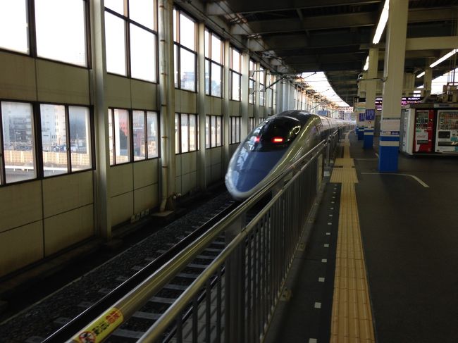 広島を発つ500系。