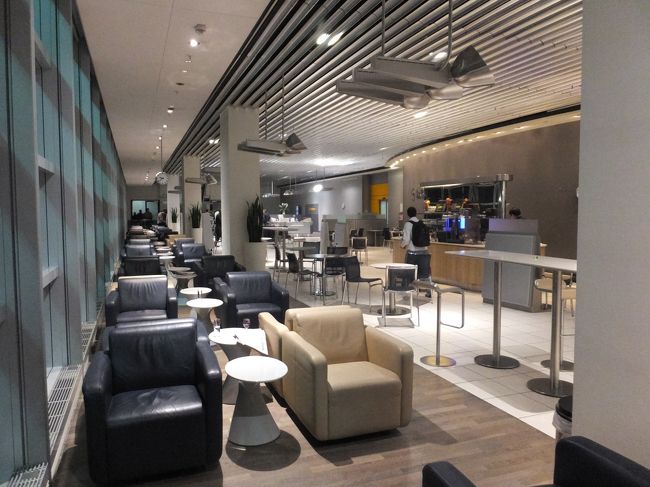 C14/15にあるビジネスラウンジ内<br />ここから直接搭乗できます。