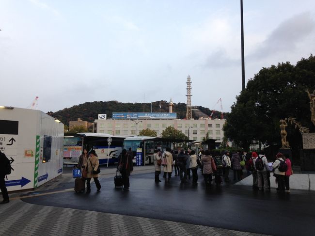 北口の長距離バス乗り場。