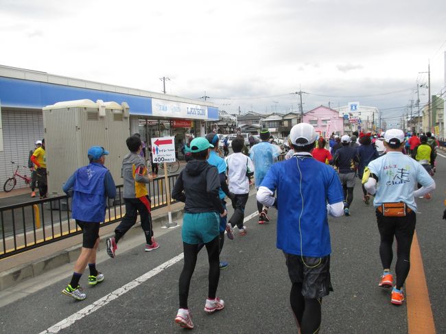 紀寺<br />昨日、下見の時に立ち寄ったローソン前。