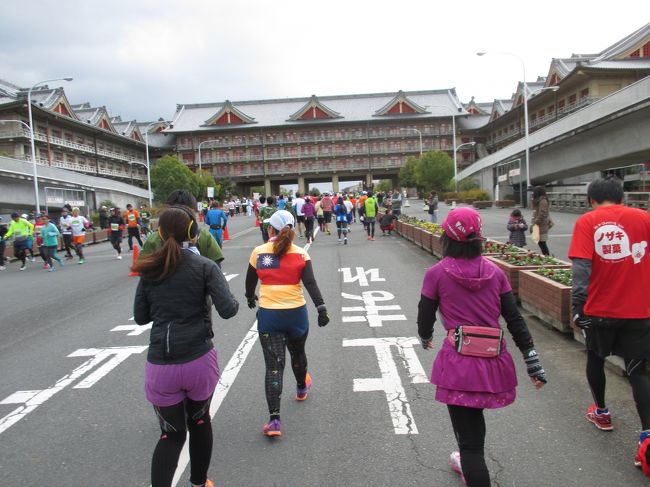 天理市街<br />天理教教会本部前にある<br />天理参考館