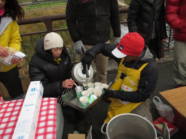 高槌町<br />私設エイド<br />ラーメンの振る舞いがありました。