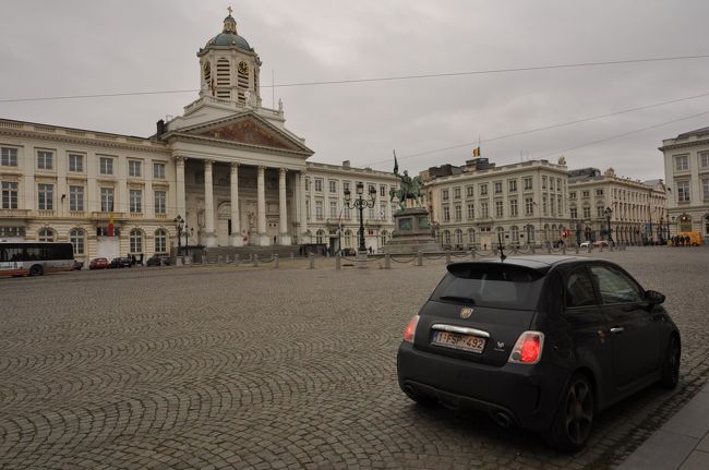 ロワイヤル広場