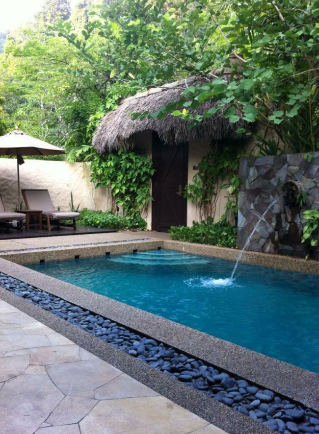 プールも各部屋についています。