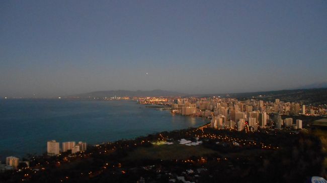 ちょっと白けてきました。この時期の日の出時刻は午前7時前。