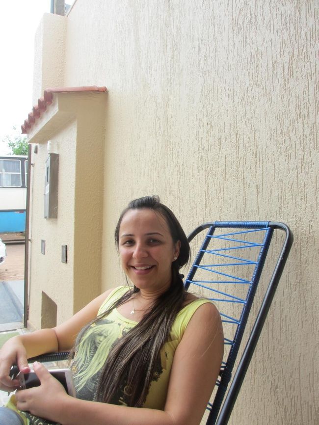 牧場に住む姪っ子ちゃん２７歳<br />　彼女はスペイン国籍も持っていてマドリッドで世話になった<br />　　僕はゴヤに滞在した