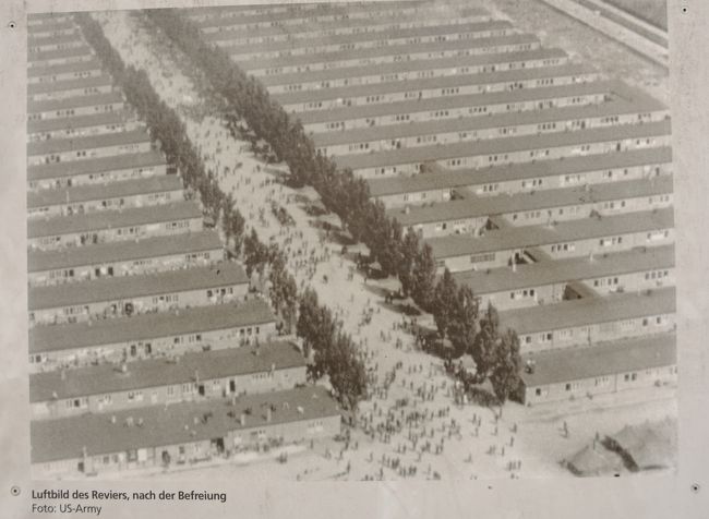 1945年の解放当時、住居棟の航空写真。<br />