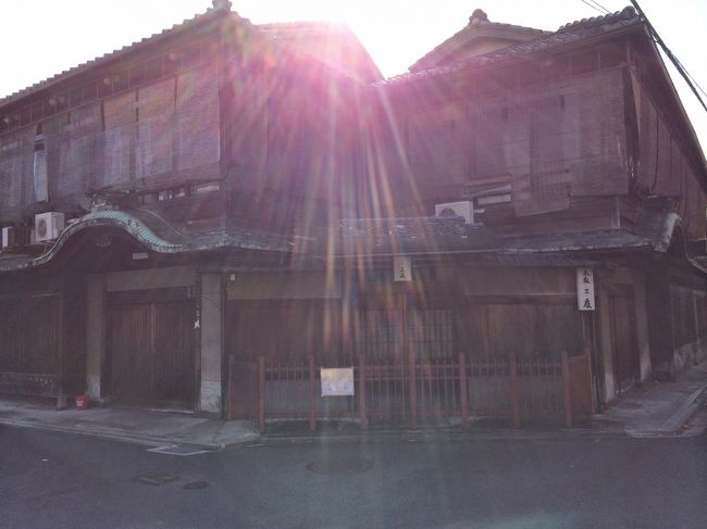 ぷらぷら歩いていると目に入ってきました。