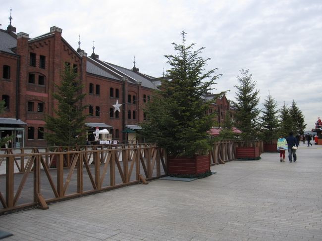 赤レンガ倉庫。<br />開国に伴う第二工事で作られたそう。1913年竣工だそうで、100年以上の歴史がある倉庫です。<br />地元民の友人に言わせると昔はガチで倉庫だったそうで、汚れたガラスから中を覗いたりしていたとか。