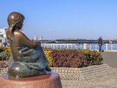 赤い靴はいてた女の子像 (山下公園)