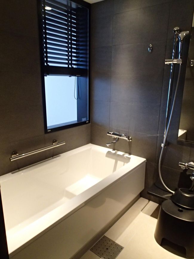 多分窓から海が見えると思います(入ってないので^^;)