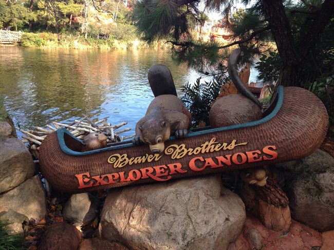 カヌーの後は  <br />ビックサンダーマウンテンにファストパスで乗って <br />一度 ミラコスタに戻りました<br /><br />今日はランドもシーもダブル制限で混んでました〜