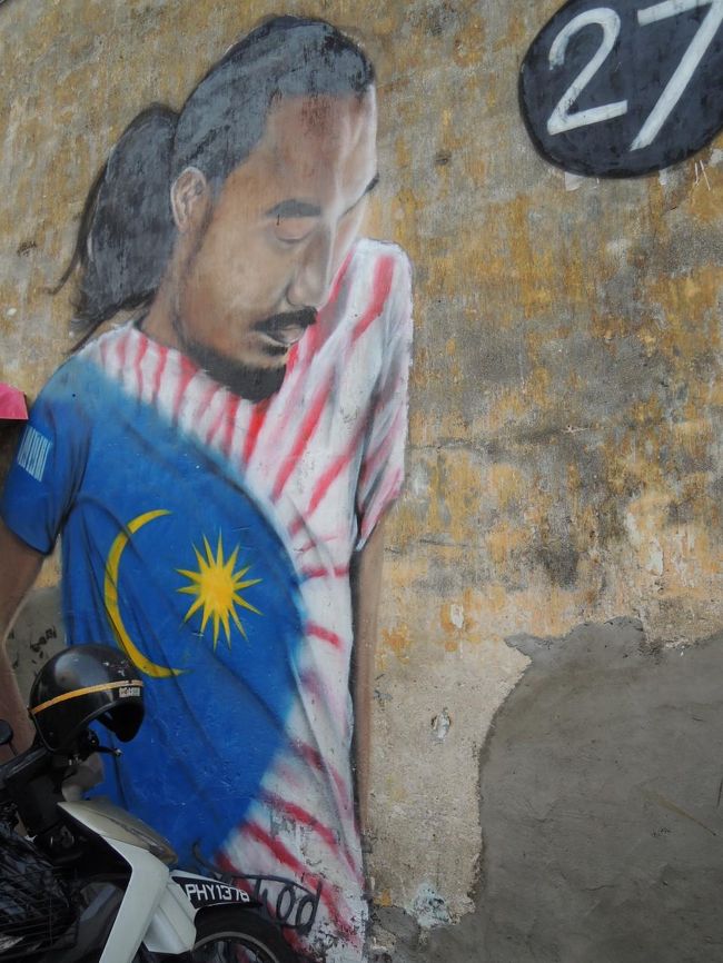 壁画⑦<br />マレーシアのナショナルプレーヤー<br /><br />マレーシアはサッカーが盛んなので、きっとサッカー選手でしょう。