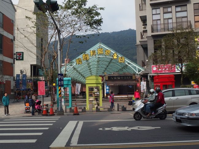 やっと正面まで来ました。