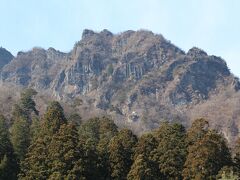 妙義山