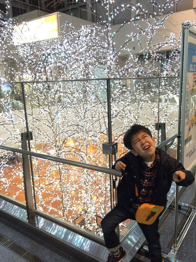 7:20発のチャイナエアラインに乗るために、早起きして羽田空港へ。<br />そのせいか少々ハイテンション…w