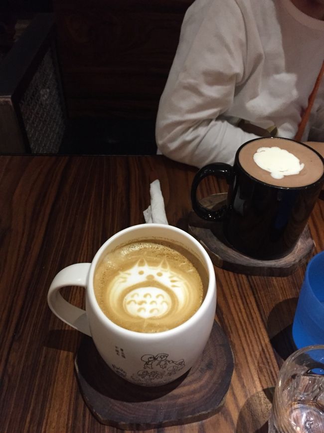 園山駅のへんのFuter factory cafe。<br />台湾のカフェってレベル高いね！店員さんも凄くいい感じ。