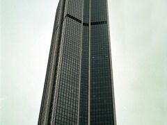 59階建ての超高層ビル