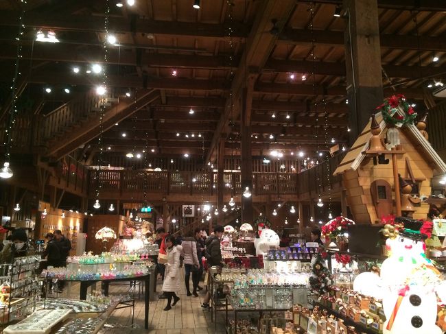 オルゴールのお店を覗いたりでしたが、日本語以外の言葉があまりに<br /><br />多く、多分、日本語より多かったかも。