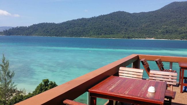 テラス席はこんな感じです。