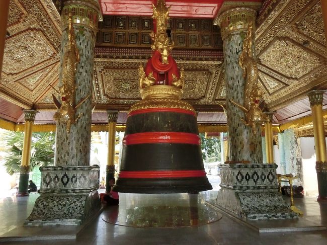 マハーティッサダの釣り鐘。