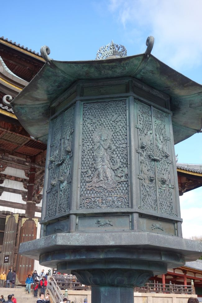 例年どおり、八角灯篭の彼女に新年のごあいさつ。