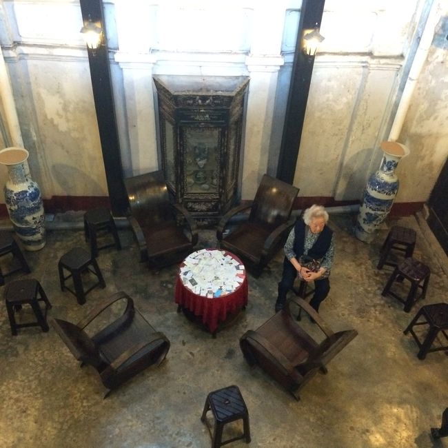 歴史的な建造物を見学。