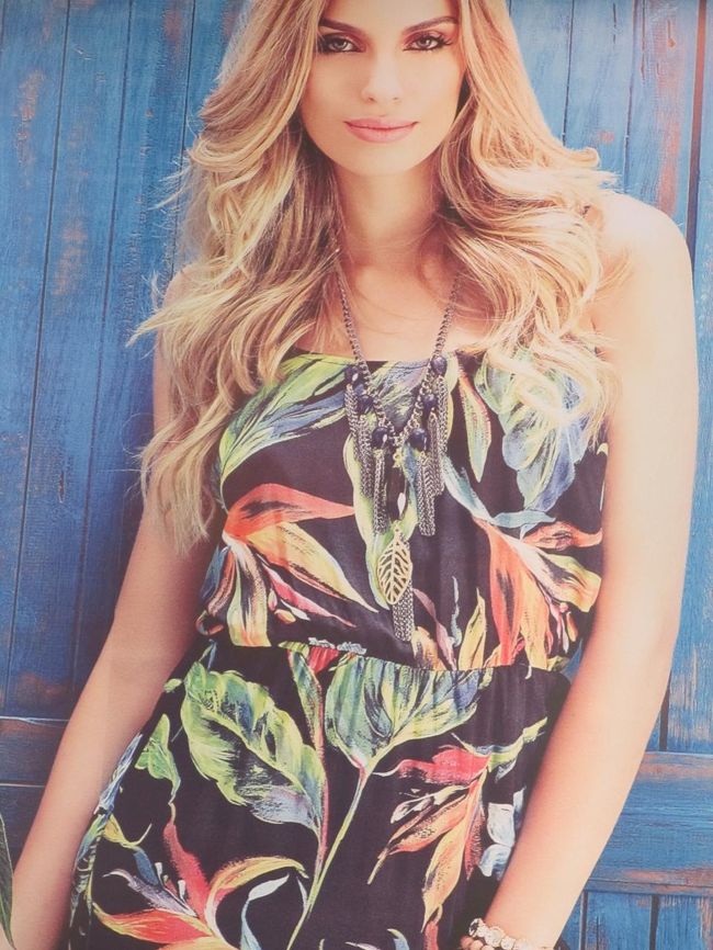 ポスターでも眺めておこう<br />　この子はタイプ！