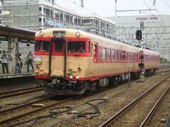 2008.08.03　金沢
本日の本命、能登半島臨時列車。人が多い！といっても今の関東方面ほどではない。