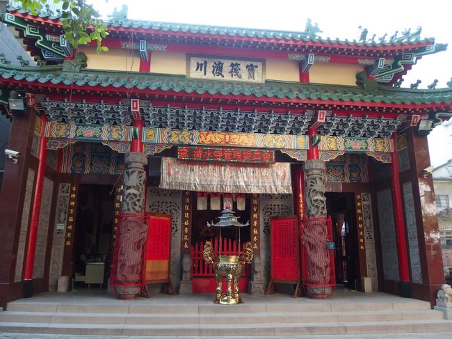 清乾隆年間創建の古刹なのだそうです。<br />