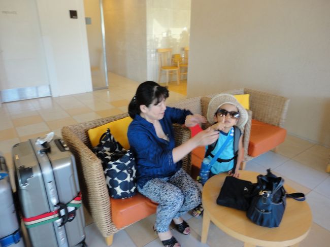 出発準備完了！<br /><br />空港で借りてきたレンタカーに乗って、展望台巡りに出発です。<br />