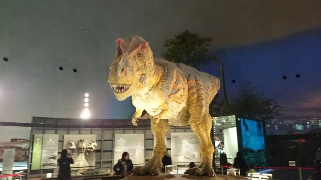 恐竜もデカかった。