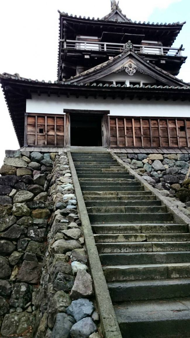 お城としてゎ小さめでしょーか?。