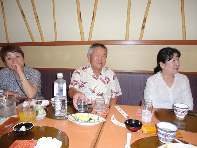 義父も泡盛を楽しみながら、琉球舞踊を見ることができると大絶賛。