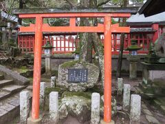 手向山八幡宮は、東大寺を鎮守するために建てられたそうです。