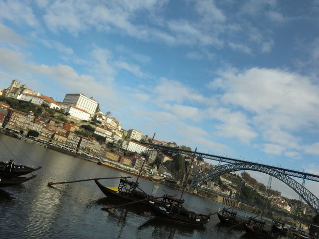 ポルト、ドン・ルイス1世橋<br />晴れたお蔭で景色がサイコーに良い。