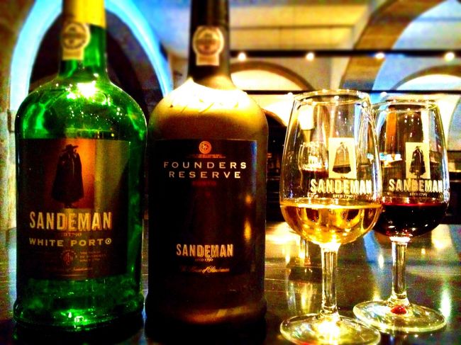 ワインの試飲<br />度が強めで甘い。<br />ワシは好き。