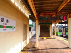 午前中の予定は、JR白新線に乗り新崎(にいざき)駅まで。　新潟駅も新崎駅もICカード対応の駅なので、Suicaで移動できました。
