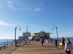 Santa Monica Pier.

サンタモニカ・ピア。
ここからの景色もキレイでした！