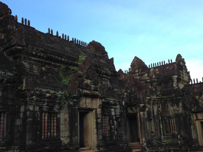 バンテアイ･サムレ寺院の風景です。