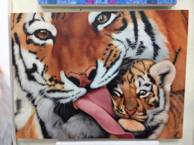 先ほどとは違ったタッチの<br />トラの母子<br /><br />3000Ｂ